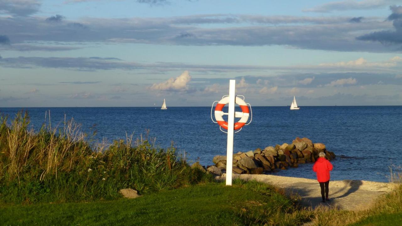 Svalereden Strand Camping Cottages Sæby Exterior foto